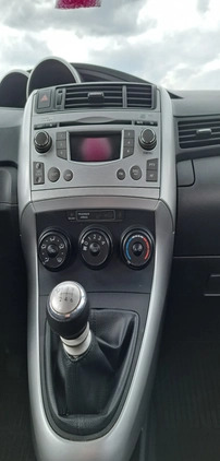 Toyota Verso cena 18000 przebieg: 253000, rok produkcji 2012 z Otwock małe 121